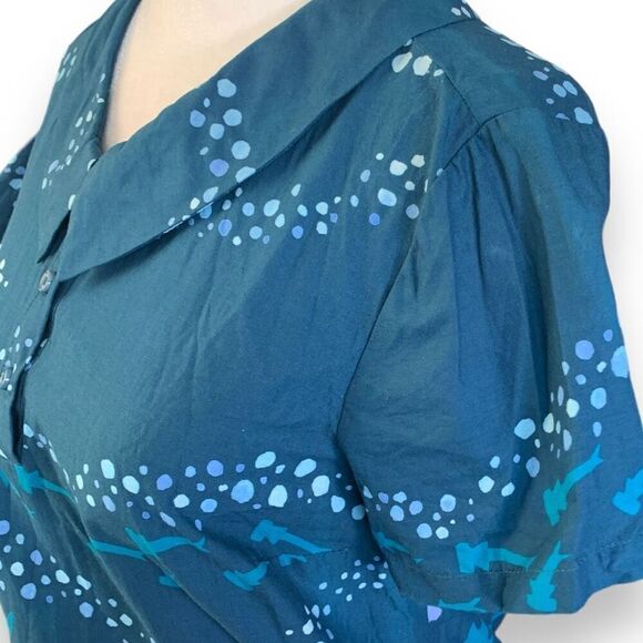 ModCloth Blue Button Front Short Sleeve Shirt Aquatic Shipwreck Shark Collared - Picture 4 of 12